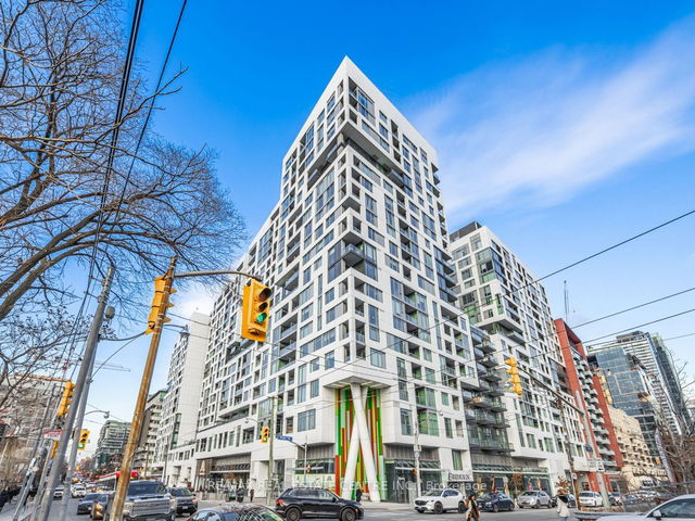 901-W - 27 Bathurst Street