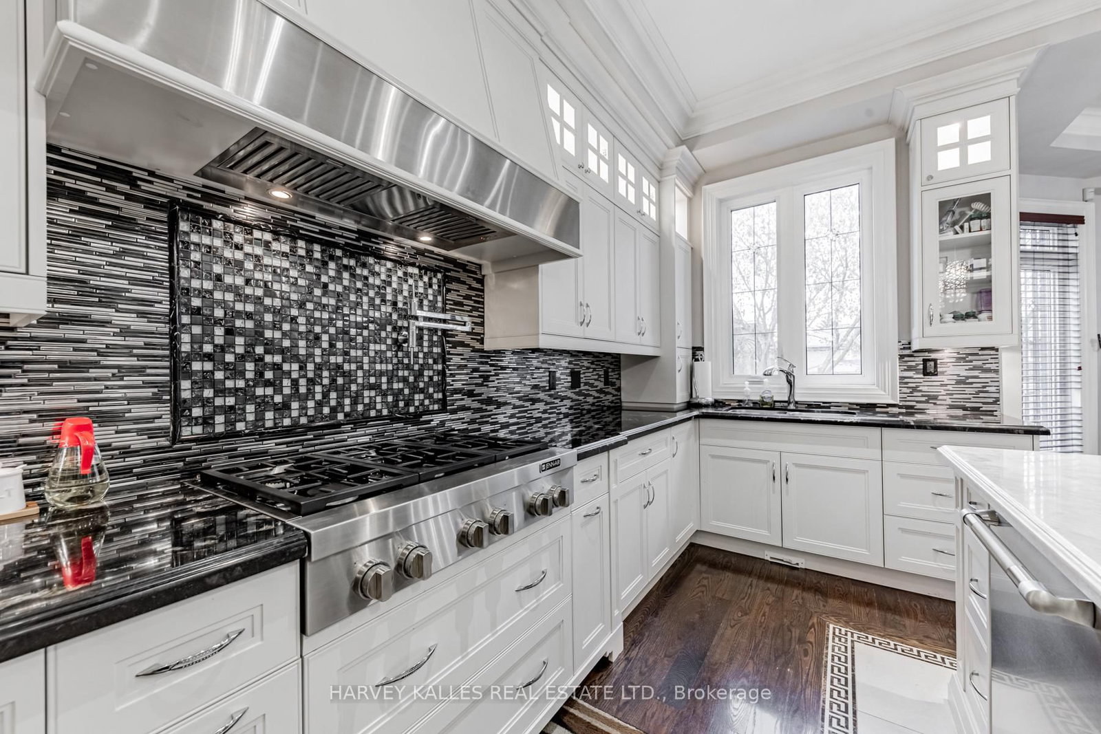 Listing Image 13