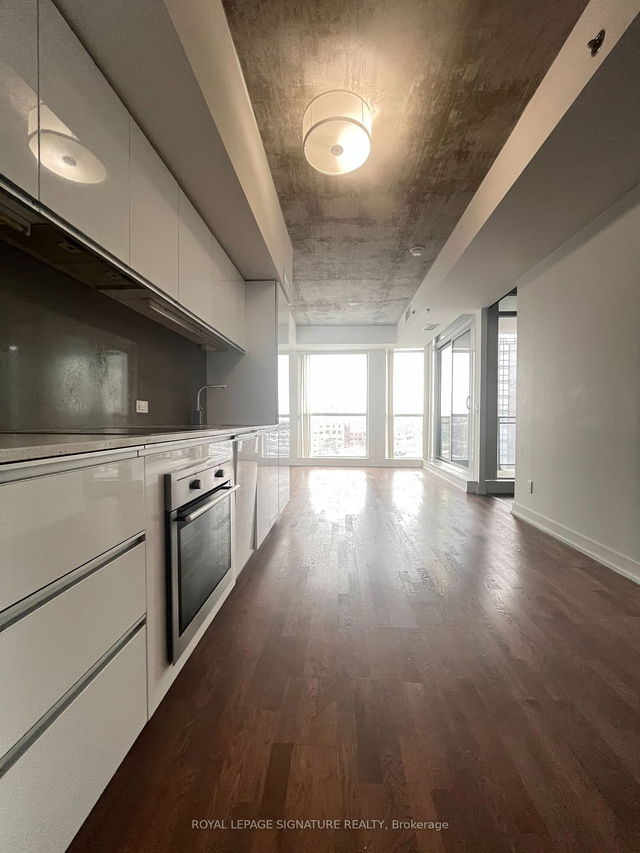 717 - 20 Minowan Miikan Lane