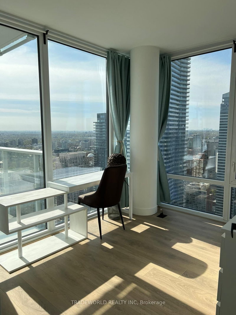 4102 - 501 Yonge St, Toronto, M4Y 1Y4 | Image 2