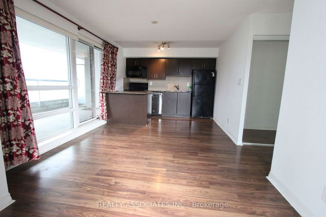 123 - 2035 Sheppard Avenue