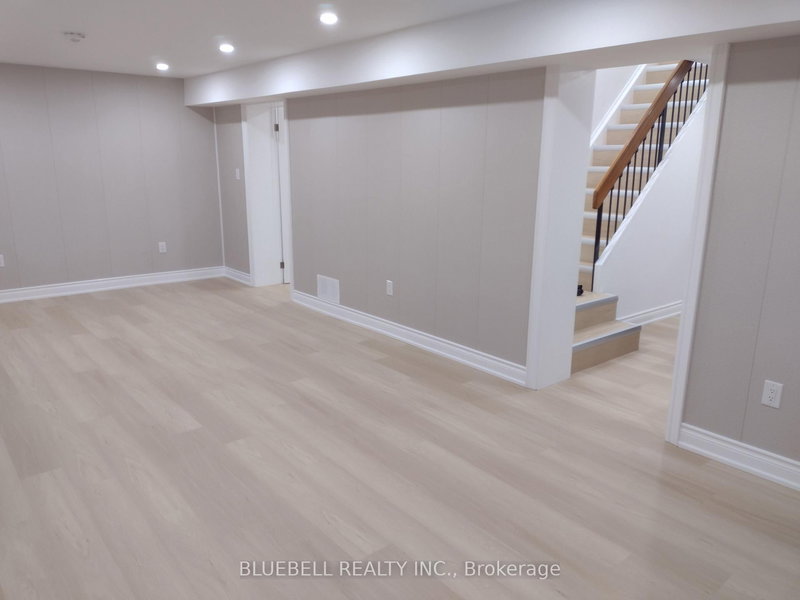 6 Feldbar Crt, Toronto, M2N 4P8 | Image 3