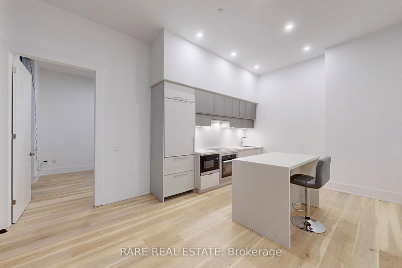 4604 - 39 Roehampton Ave, Toronto, M4P 1P9 | Image 3