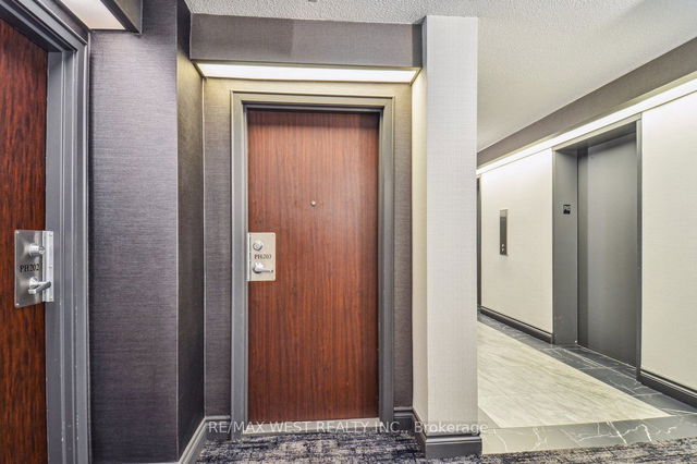 PH 203 - 5785 Yonge Street
