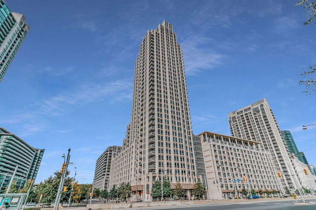 805 - 628 Fleet Street