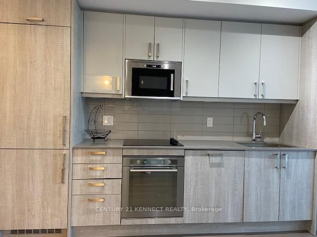 611 - 77 Mutual St, Toronto, M5B 6B9 | Image 3