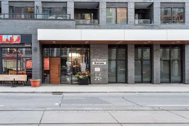 408 - 783 Bathurst Street