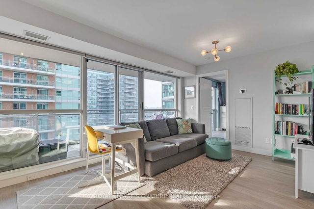 1812 - 80 Western Battery Road