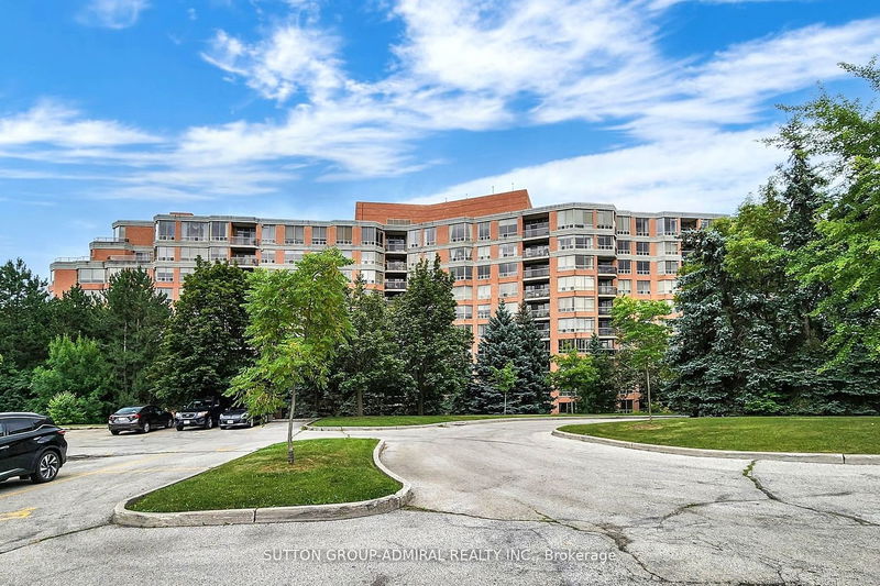 home for sale on 112-3181 Bayview Avenue