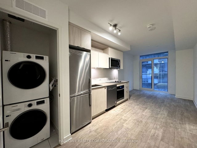 408 - 100 Dalhousie Street