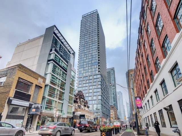 101 peter Street