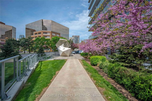 105 - 2015 Sheppard Avenue