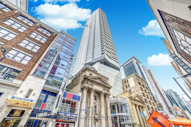 5214 - 197 Yonge Street