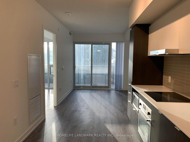 2812 - 138 Downes Street