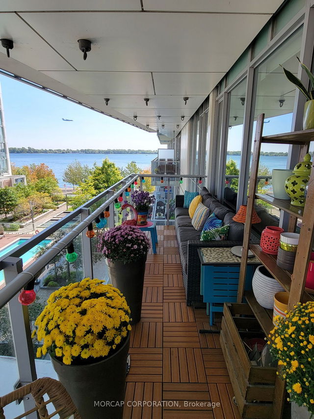 401 - 29 Queen's Quay