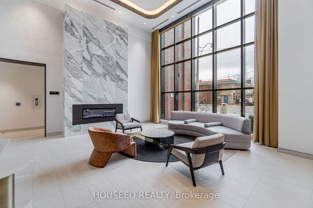 1809 - 130 River Street