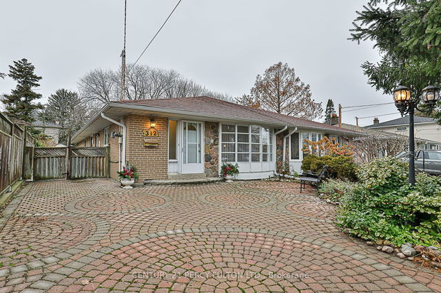 312 Dudley Avenue