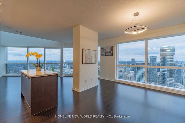 386 Yonge Street