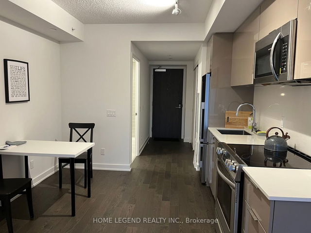 1108 - 25 Richmond Street