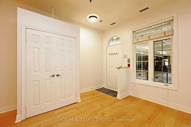 117 - 71 McCaul Street