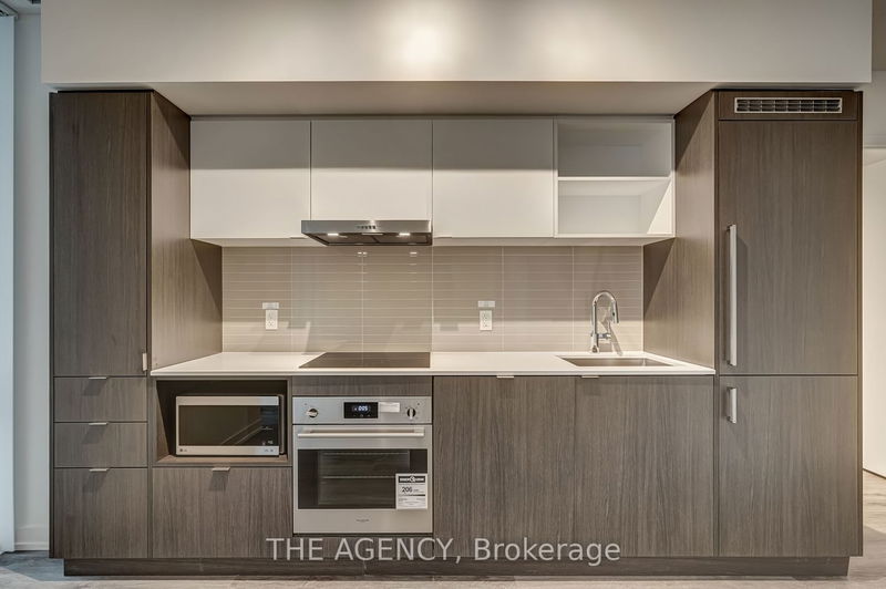 home for lease on 1110-138 Downes Street