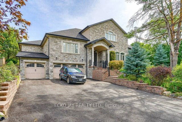 124 Laurentide Drive