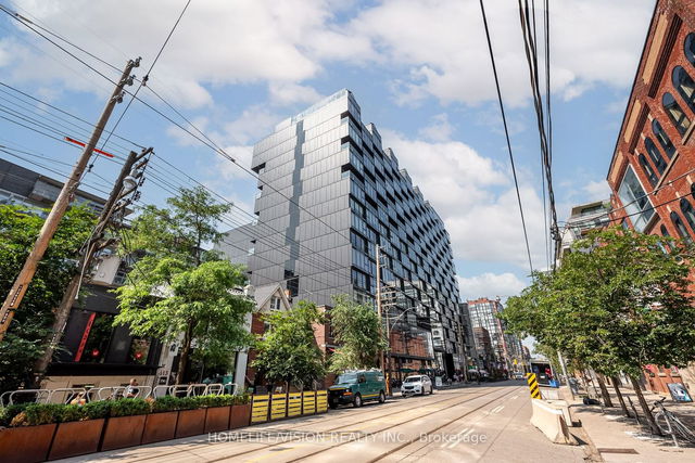 PH 1415 - 629 KING Street
