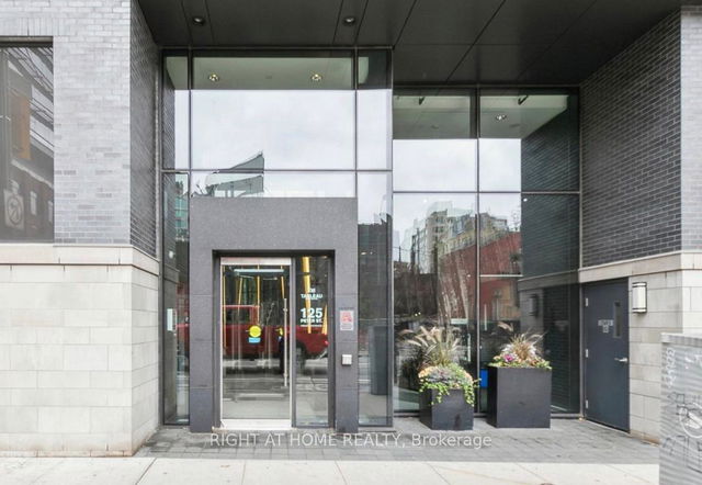 607 - 125 Peter Street