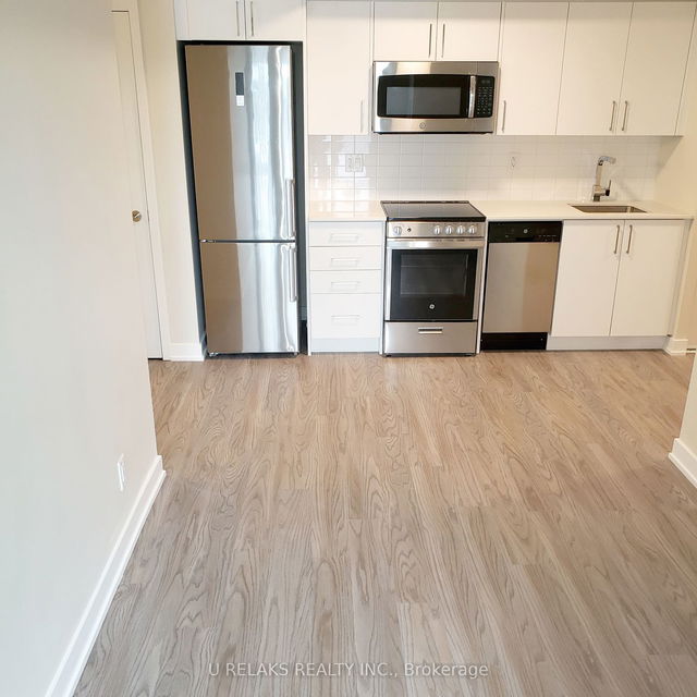404 - 38 MONTE KWINTER Court