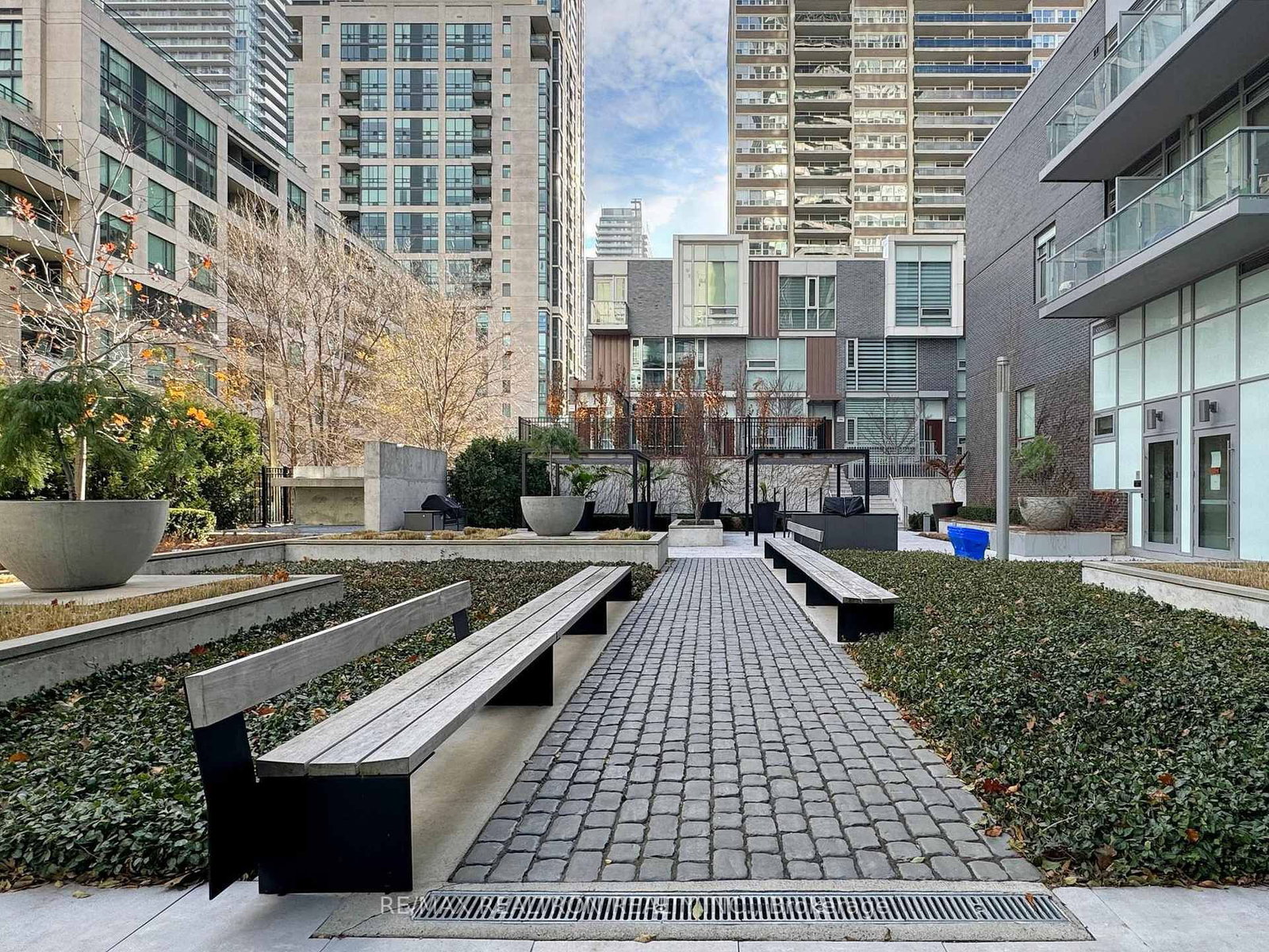 Listing Image 30