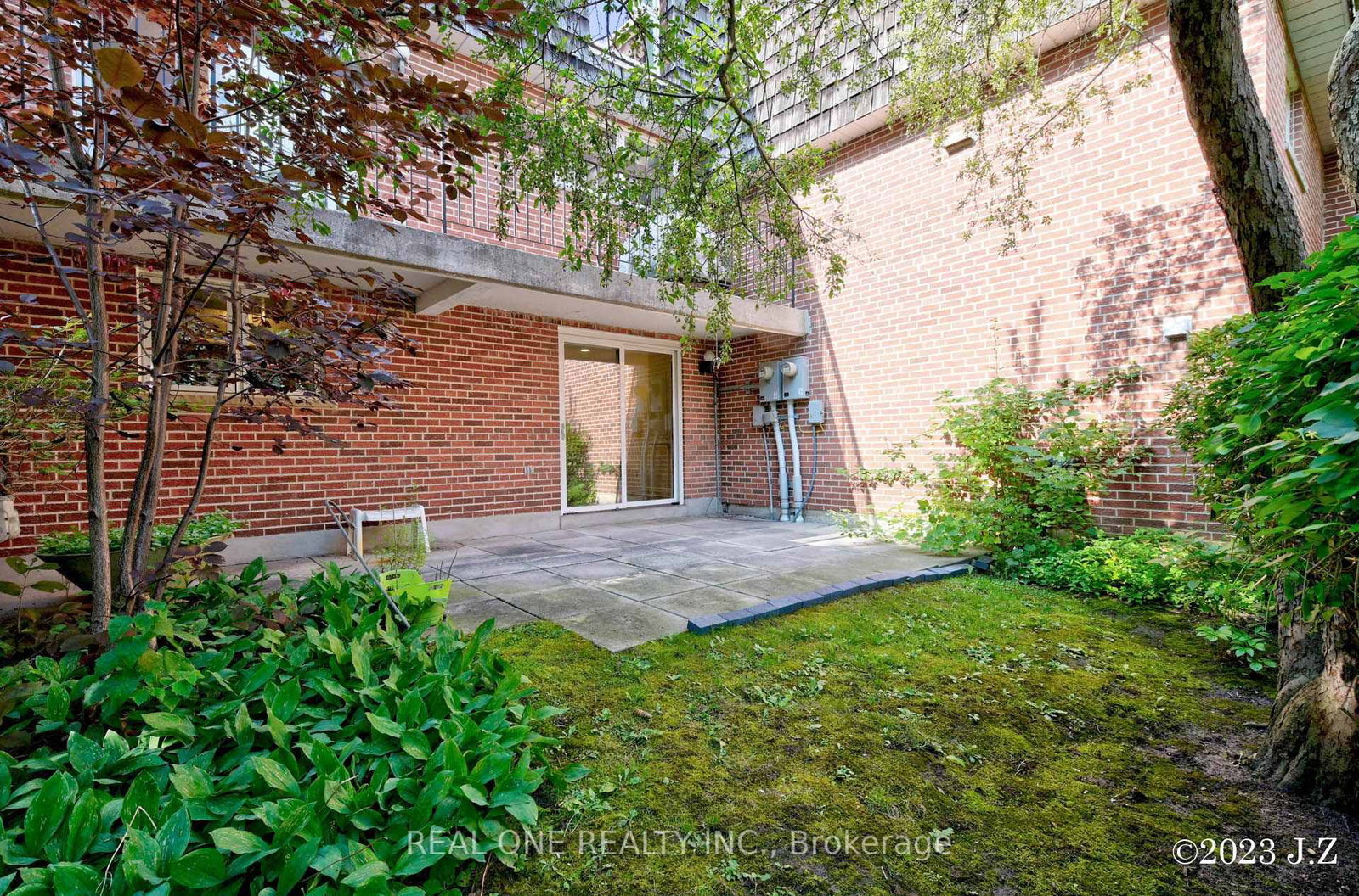 Listing Image 29
