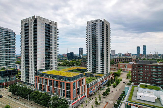 613 - 55 Regent Park Boulevard