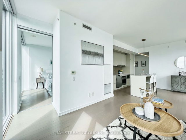 4009 - 101 Peter Street