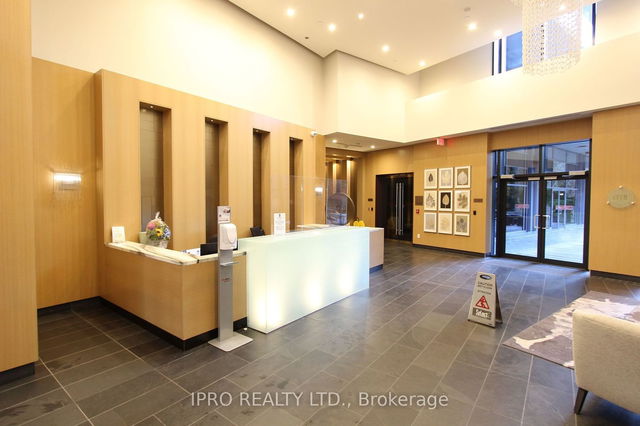 401 - 55 Front Street