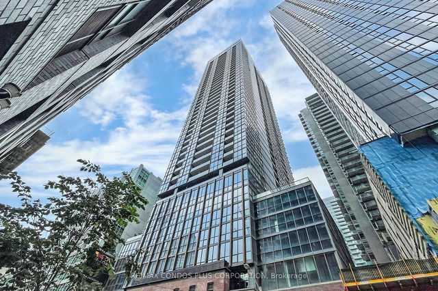 2603 - 88 Blue Jays Way