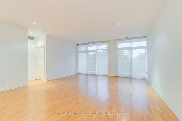 203 - 1 Leaside Park Drive