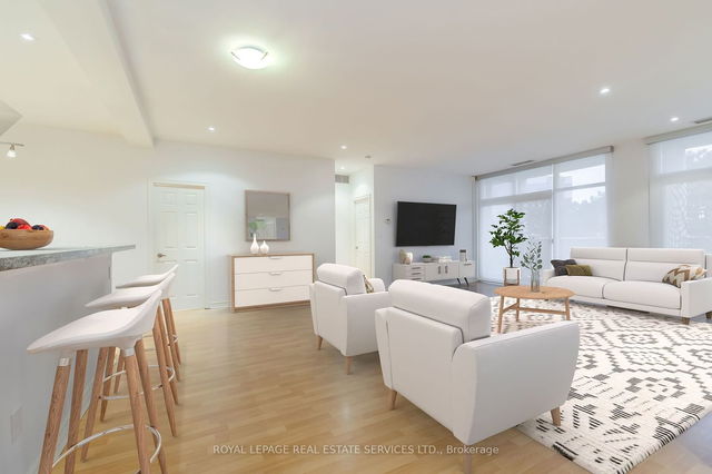 203 - 1 Leaside Park Drive
