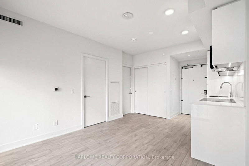 Room2