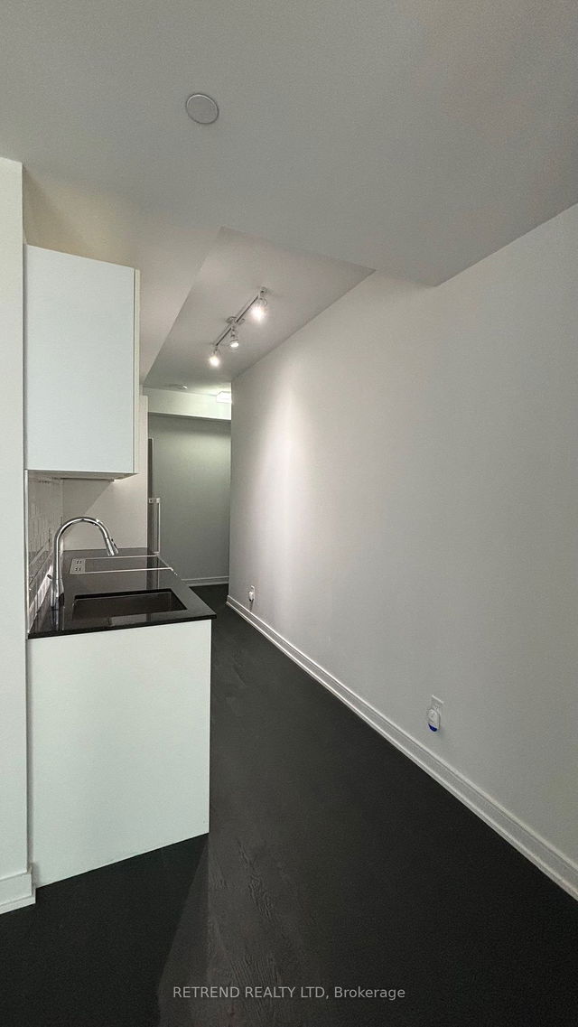 1305 - 57 St. Joseph Street