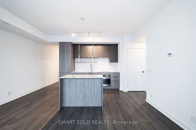 1311 - 15 Holmes Avenue