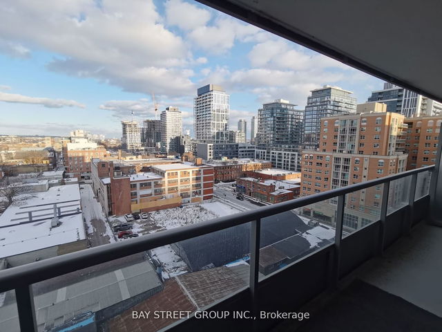 1117 - 320 Richmond Street