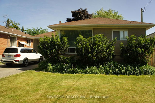 99 Cummer Avenue