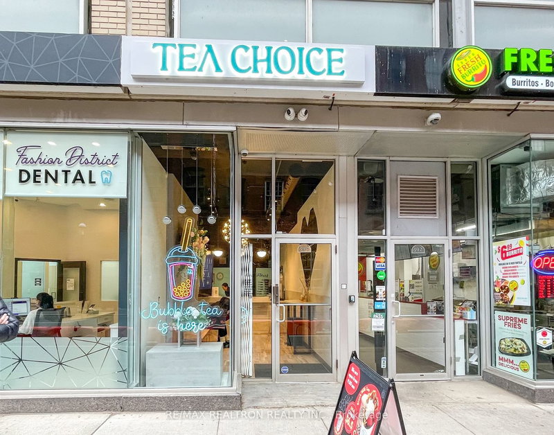 394 Richmond St W, Toronto, M5V 1X6 | Image 3