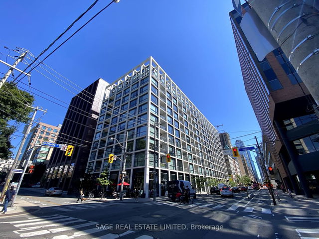 504 - 39 Brant Street