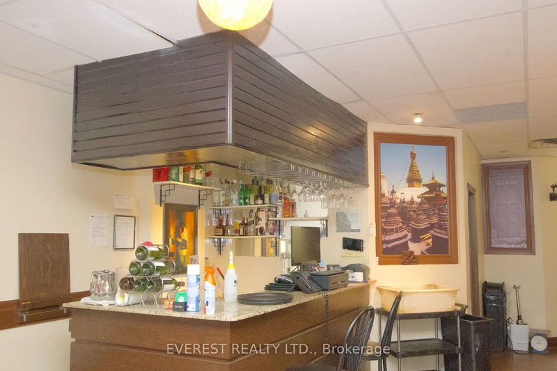 804 Eglinton Ave E, Toronto, M4G 2L1 | Image 3