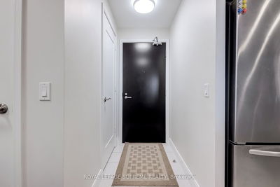 Unit 507 — 825 Church St, Toronto - Rosedale-Moore Park image-0-4