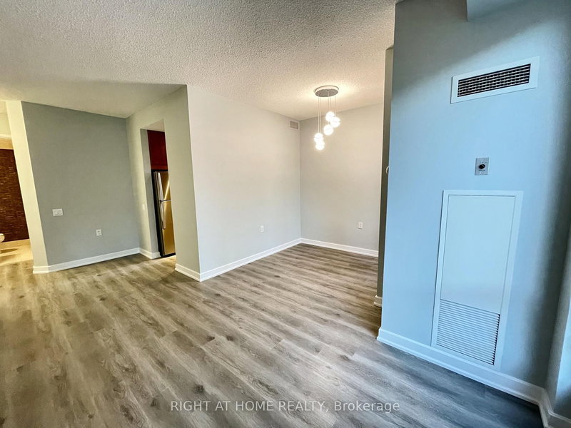 902 - 85 Bloor St E, Toronto, M4W 3R7 | Image 3