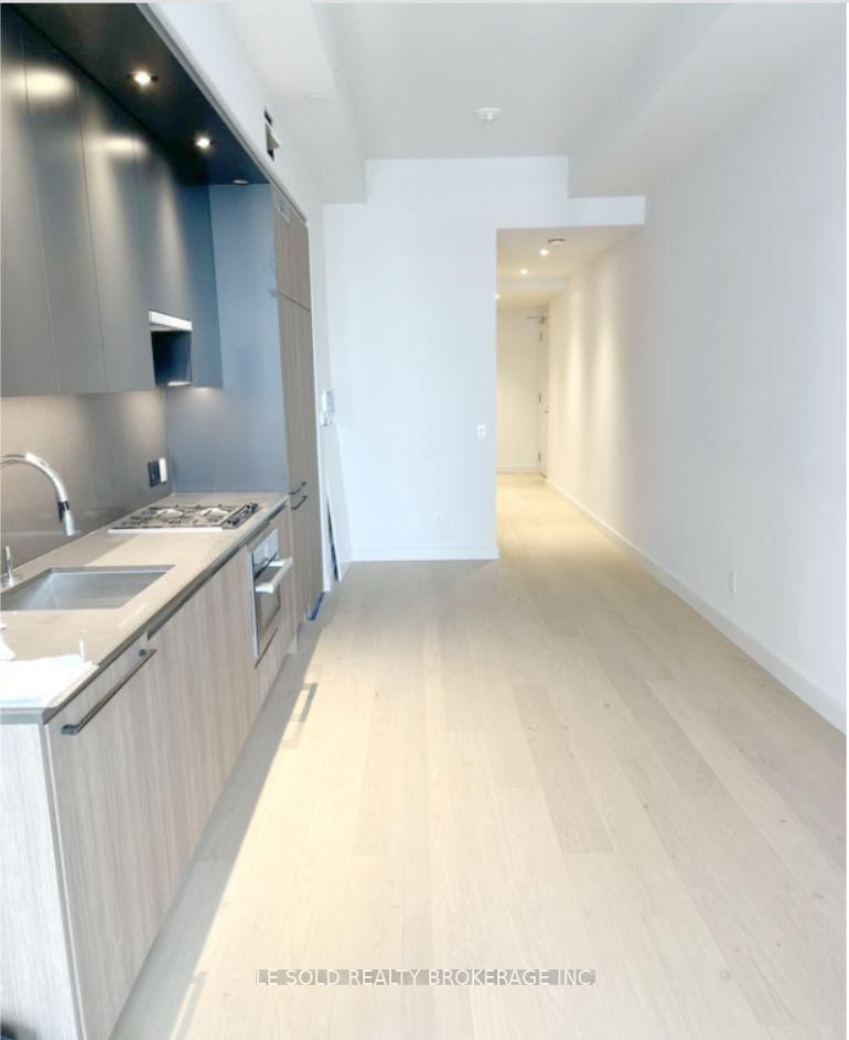 607 - 81 Wellesley St E, Toronto, M4Y 1H8 | Image 3