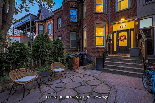 LOWER - 139 Niagara Street