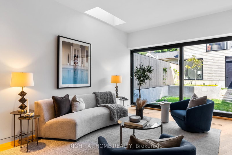 44 Foxley St, Toronto, M6J 1R1 | Image 3